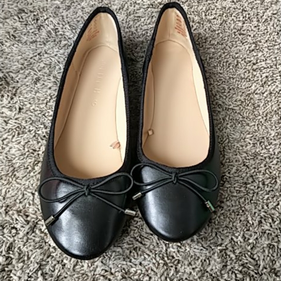 Shoes - Picture 2 of 3